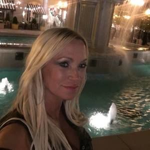 Meet your Posher, Keri